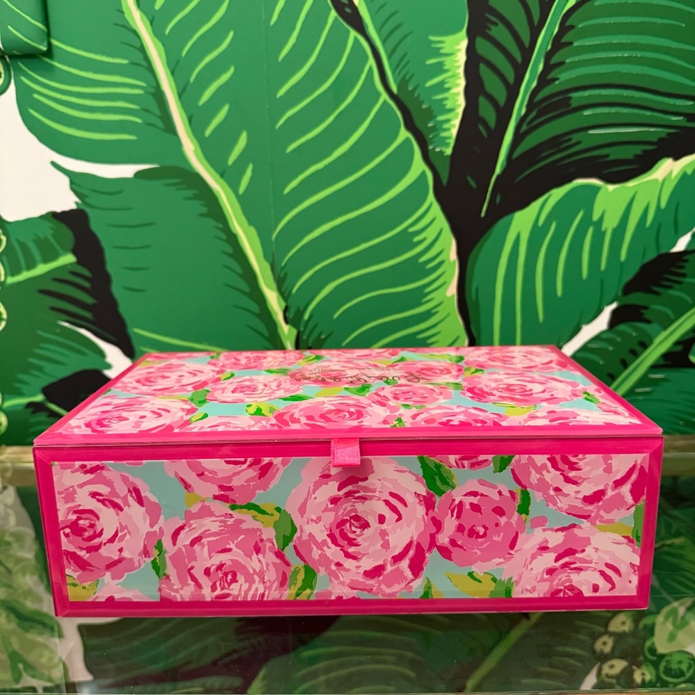NWT Lilly Pulitzer FIRST IMPRESSION Glass Storage Box Pink Floral